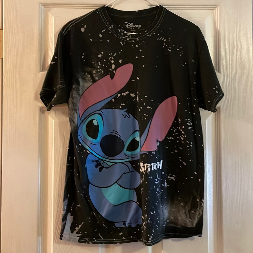Reverse tie-dye juniors Stitch t-shirt size Medium